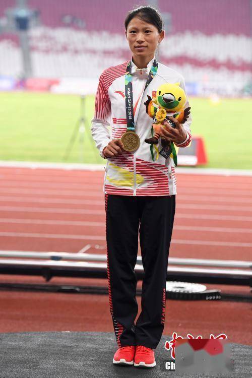 对话|张德顺:山村女孩到长跑女王 体育这样改变命运