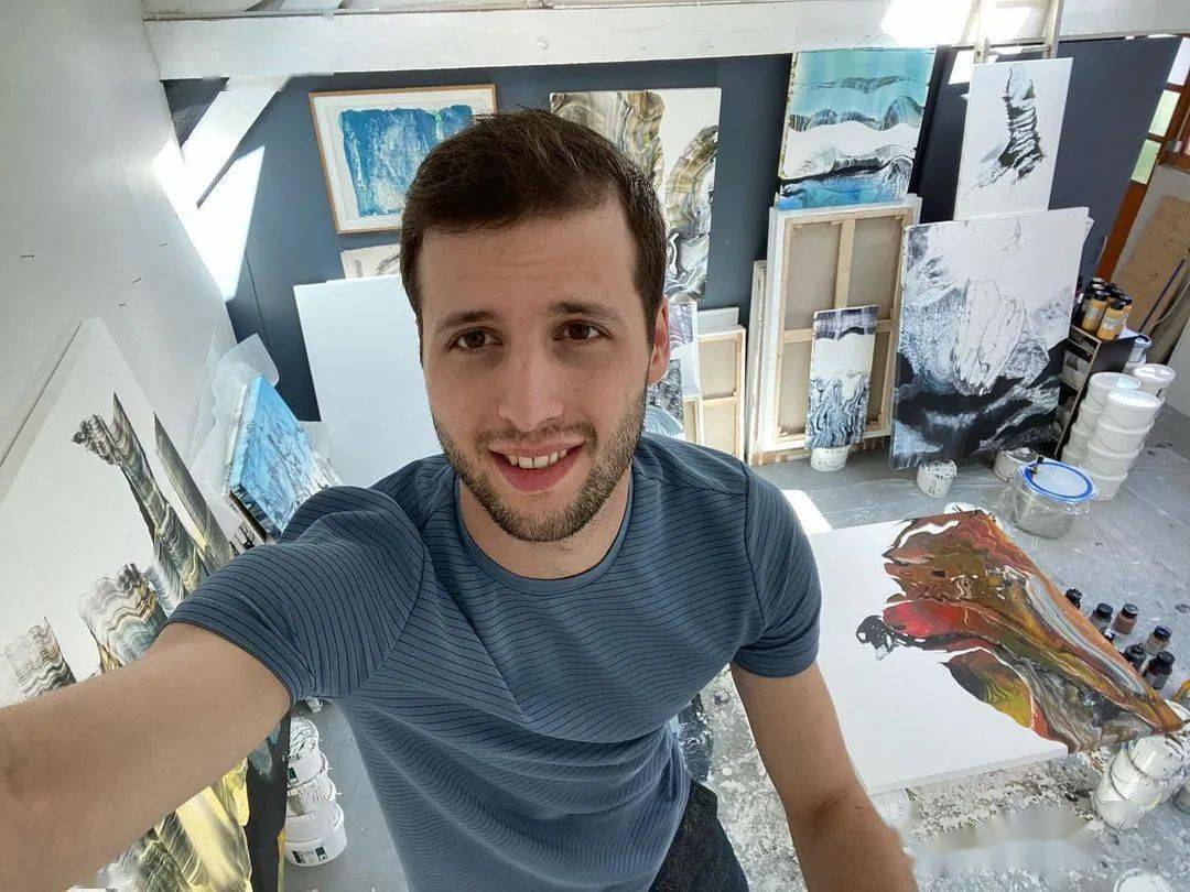 Silv|我喜欢他艺术作品中对神秘、哲学、诗意的反思…