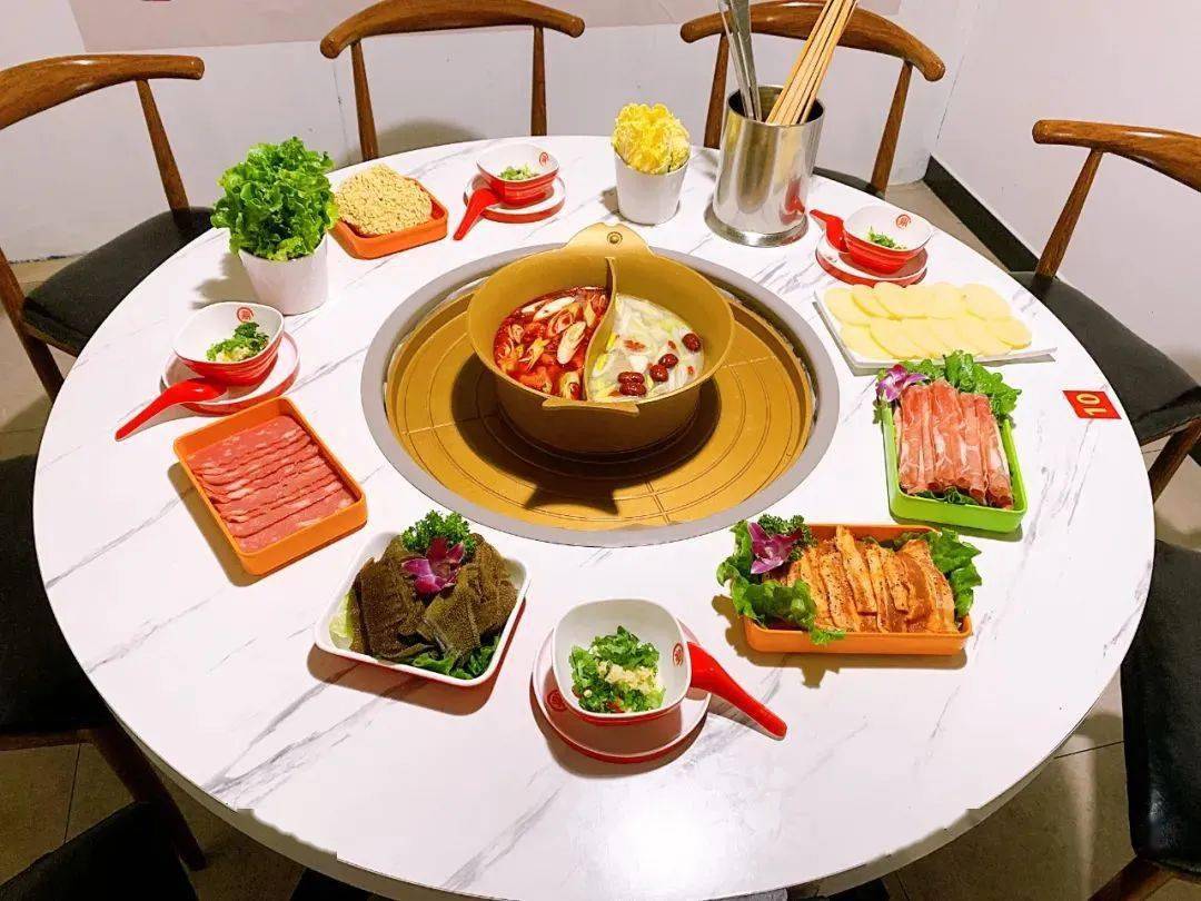 【鼎级香烤涮火锅】一锅两吃火锅和烤肉!69.