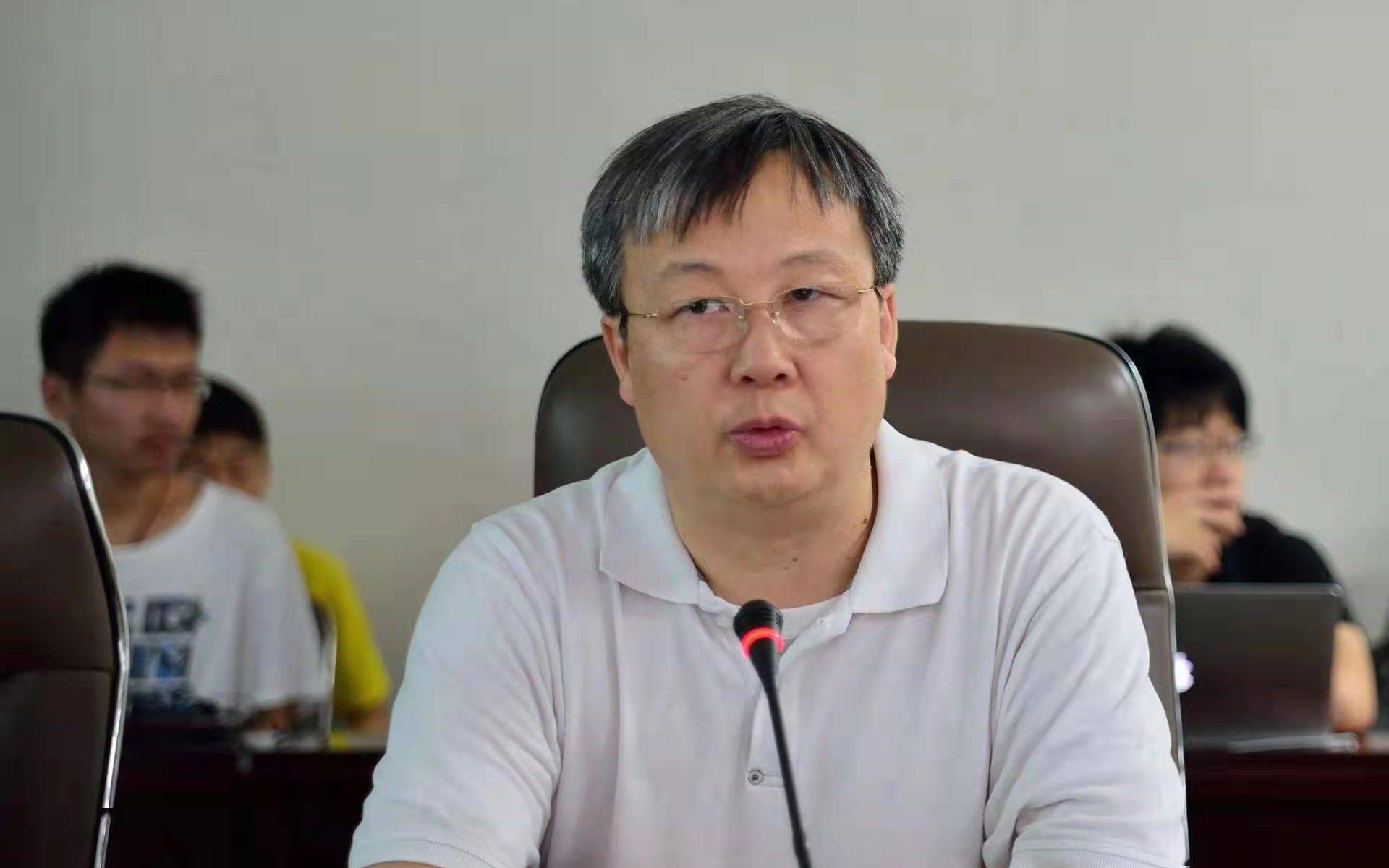 新院士罗毅：我国光电子芯片研究和国际先进水平“并跑”