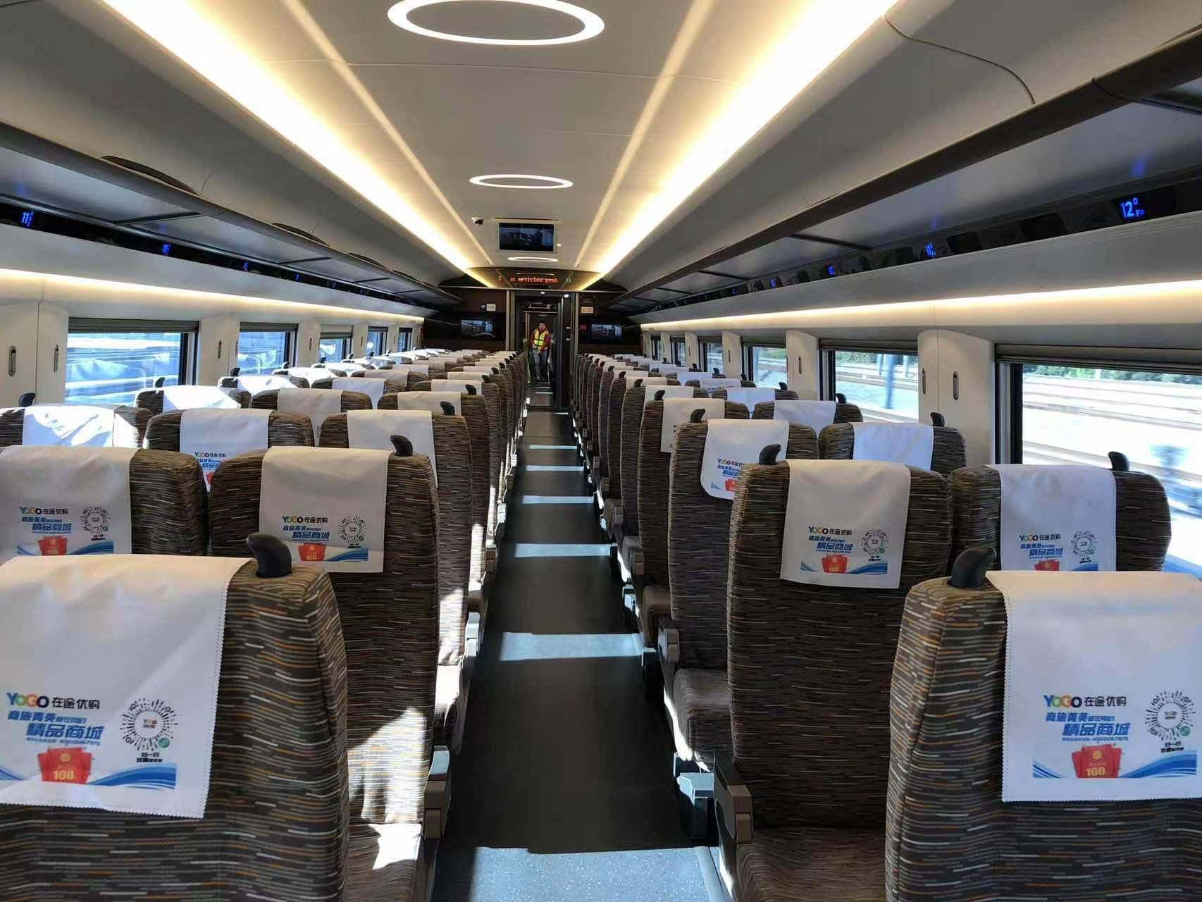 记者提前体验赣深高铁 深圳北到赣州西95分钟