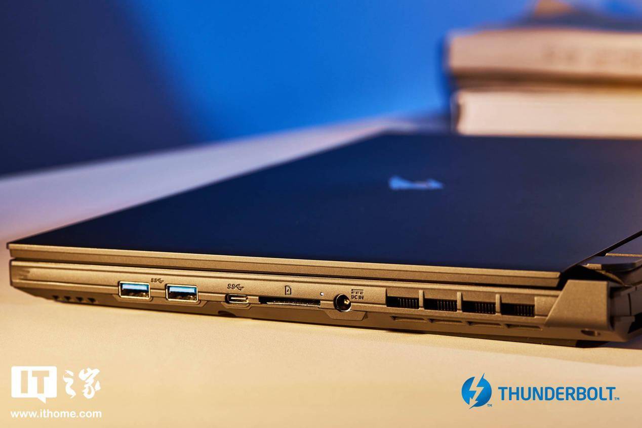 【IT之家开箱】11 代酷睿性能王者，技嘉 AORUS 15P XD 图赏