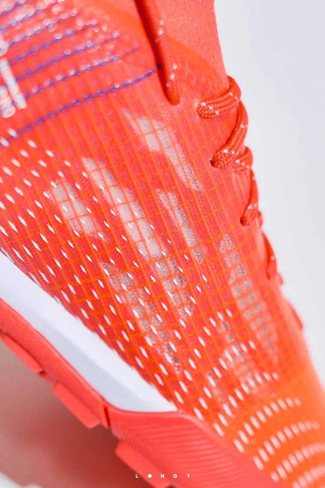 600块钱的足球鞋应该怎么选?