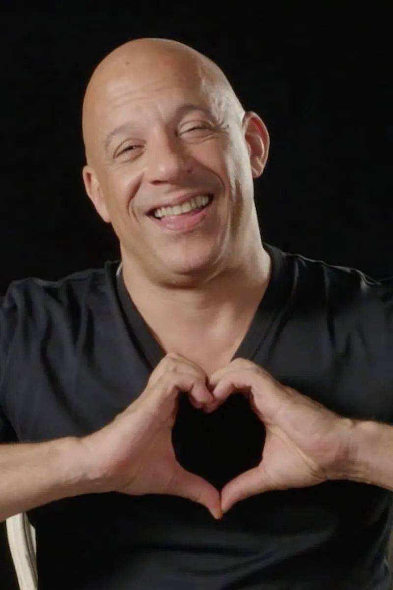 性感大长腿欧阳娣娣竟被讥笑像"大户人家丫鬟"!撞脸范·迪塞尔?