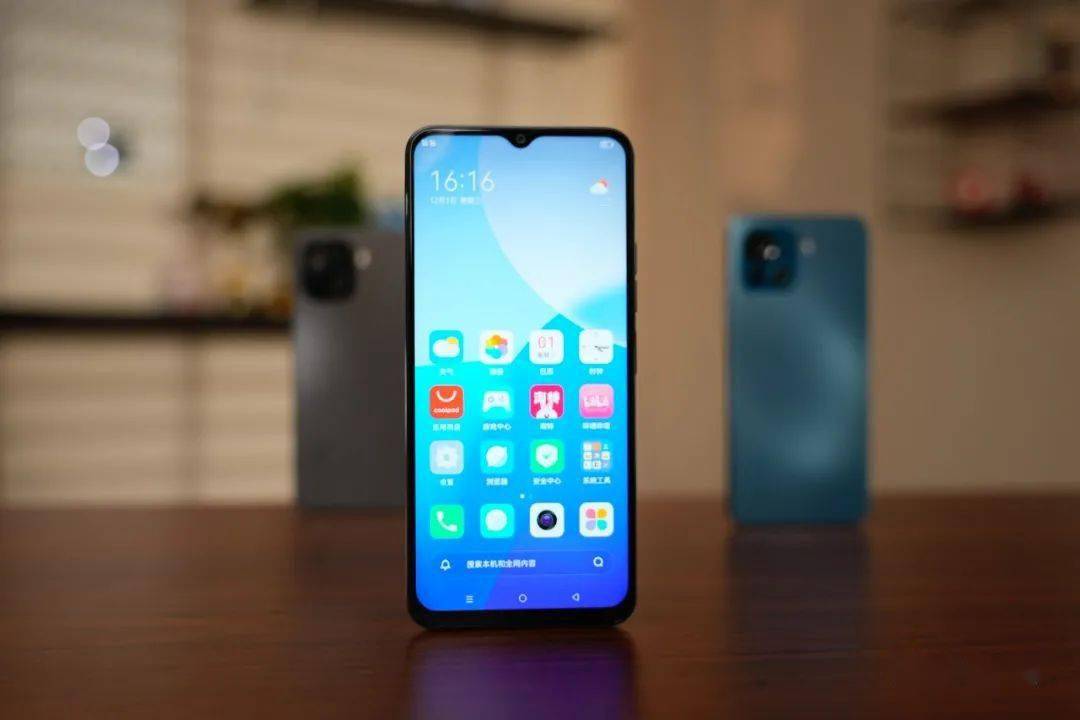 【新机】1599起 酷派COOL20Pro发布 水滴屏+天玑900 有果味？