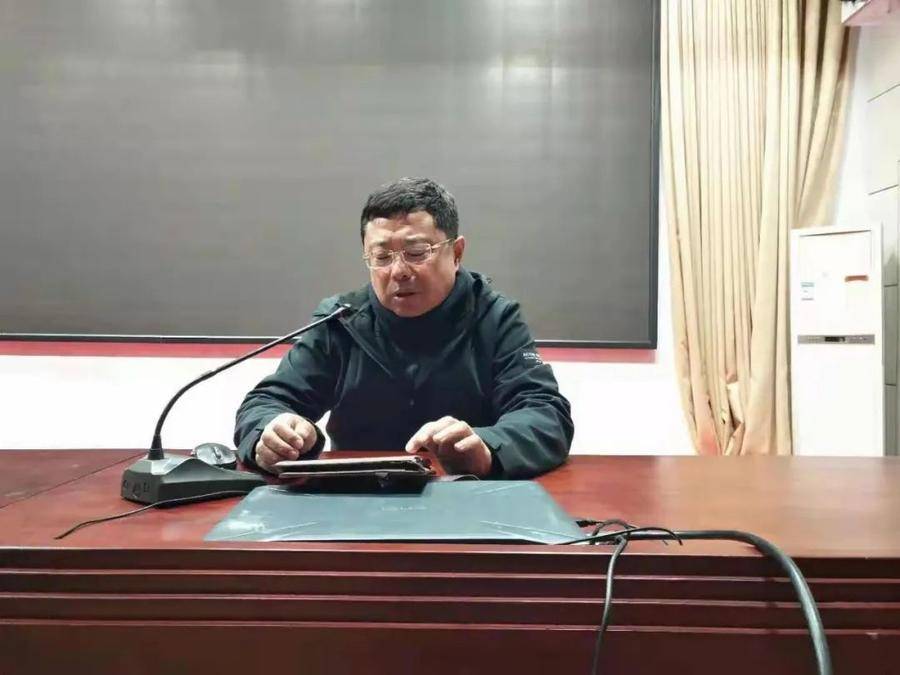 莒县第三中学举行新教师培训暨新教师经验交流会