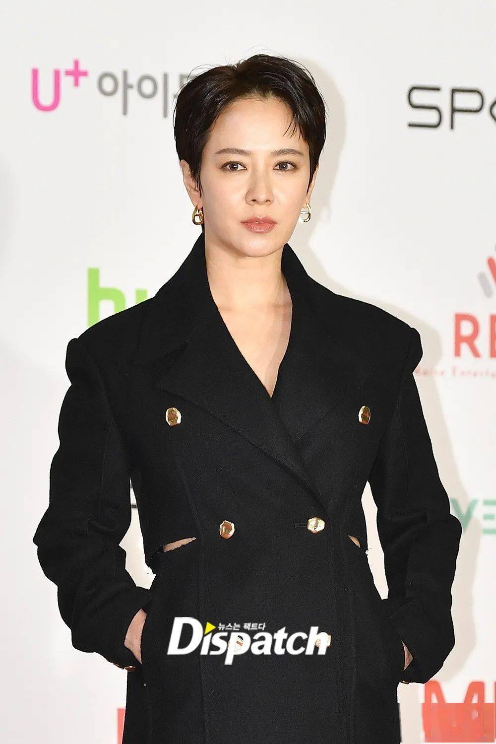 宋智孝出席2021aaa颁奖礼获得ret人气奖