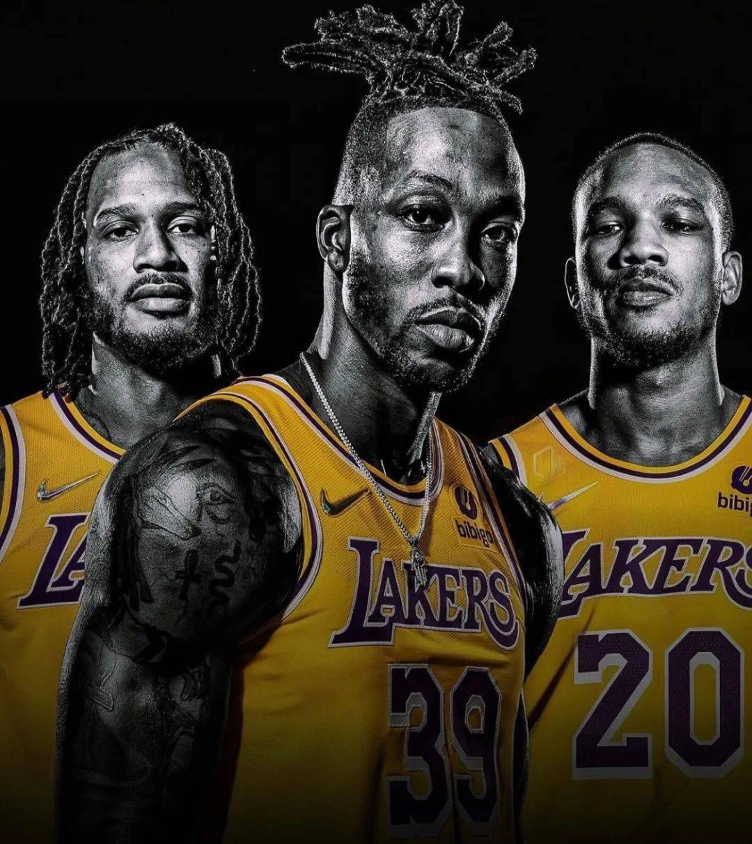 CBA|反轉(zhuǎn)！詹姆斯被“捅”8次，湖人又變陣了