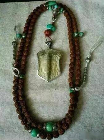 用梅花鹿天灵盖做的工艺品被很多人追逐你能接受