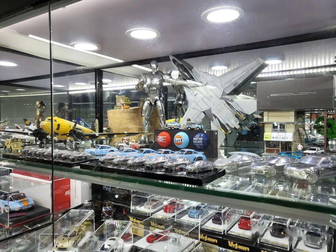 满满一库车,只占一面墙?"带您玩车模"项目启动喽_搜狐汽车_搜狐网