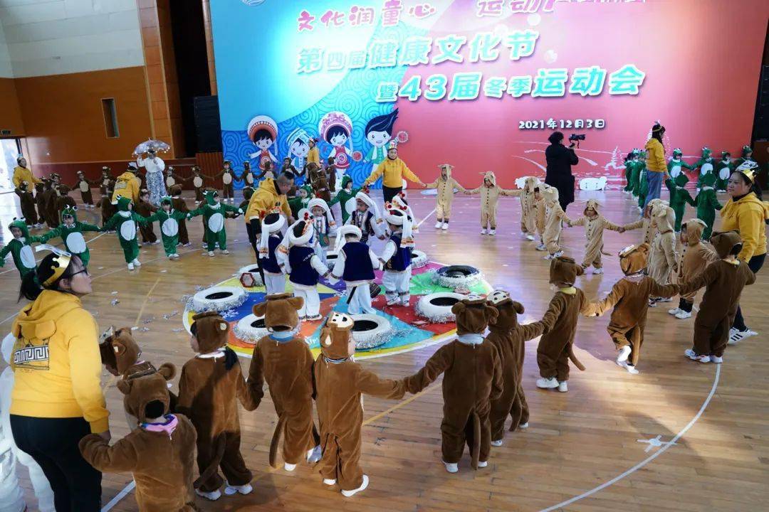 大理州幼儿园家长代表席玲这样的健康文化节和运动会让小孩子更爱家乡