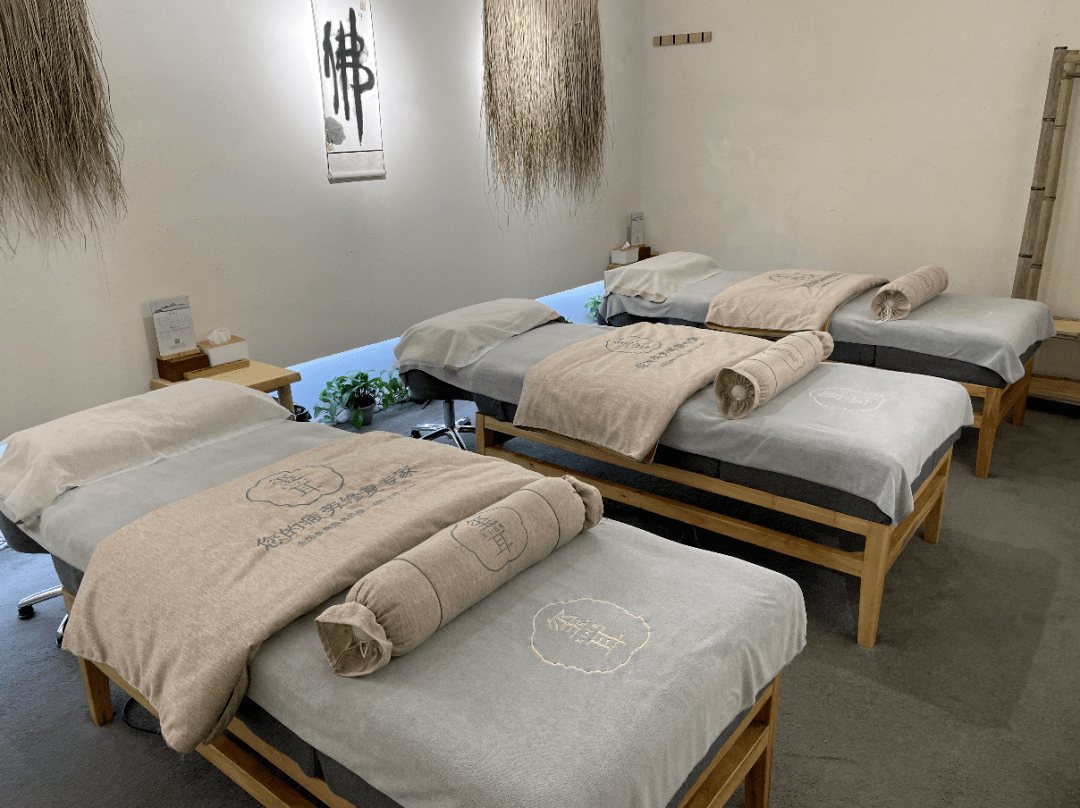 9体验古法采耳!充值还有超多礼品送!_耳道_活动_孔雀