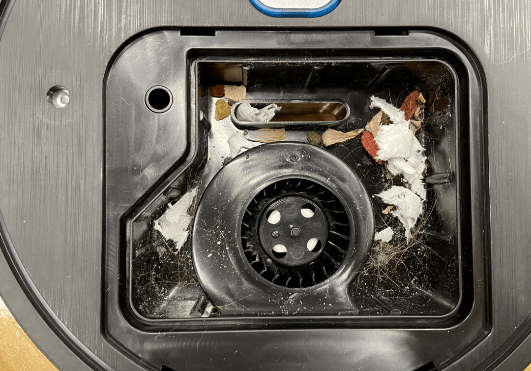 三个加起来都不到100块的扫地机器人，用起来啥感觉？