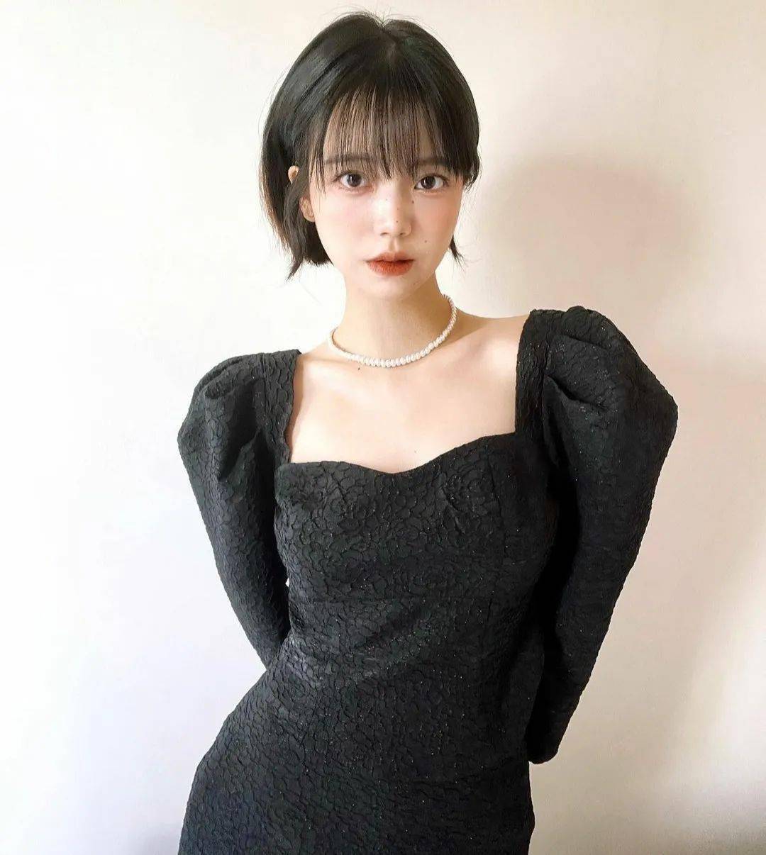 最近茶系短发挺火