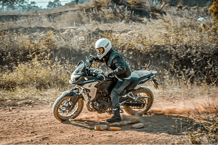 骑车的靓仔都猴赛雷五羊本田touringrally骑士摩旅派对完美收官