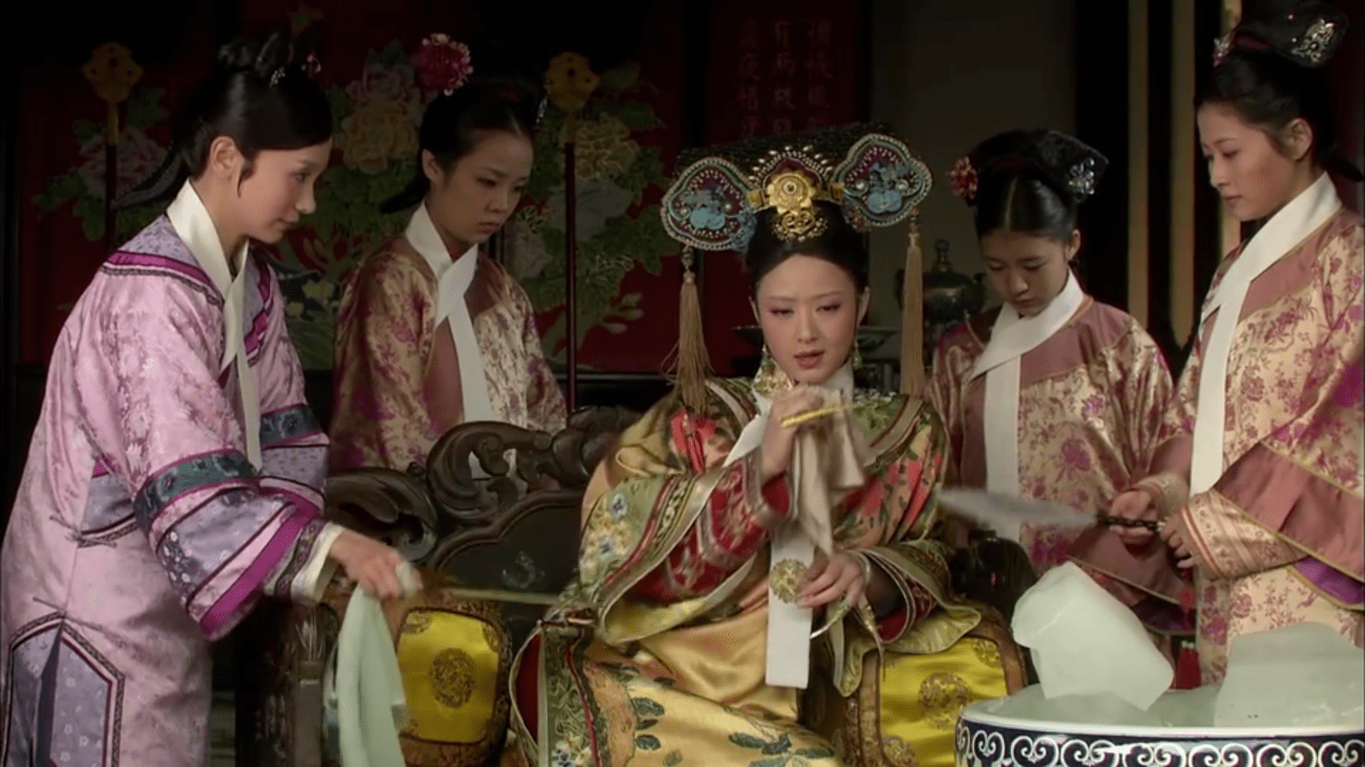 莞嫔她纵然有错,也请贵妃娘娘让她起身再说话吧.