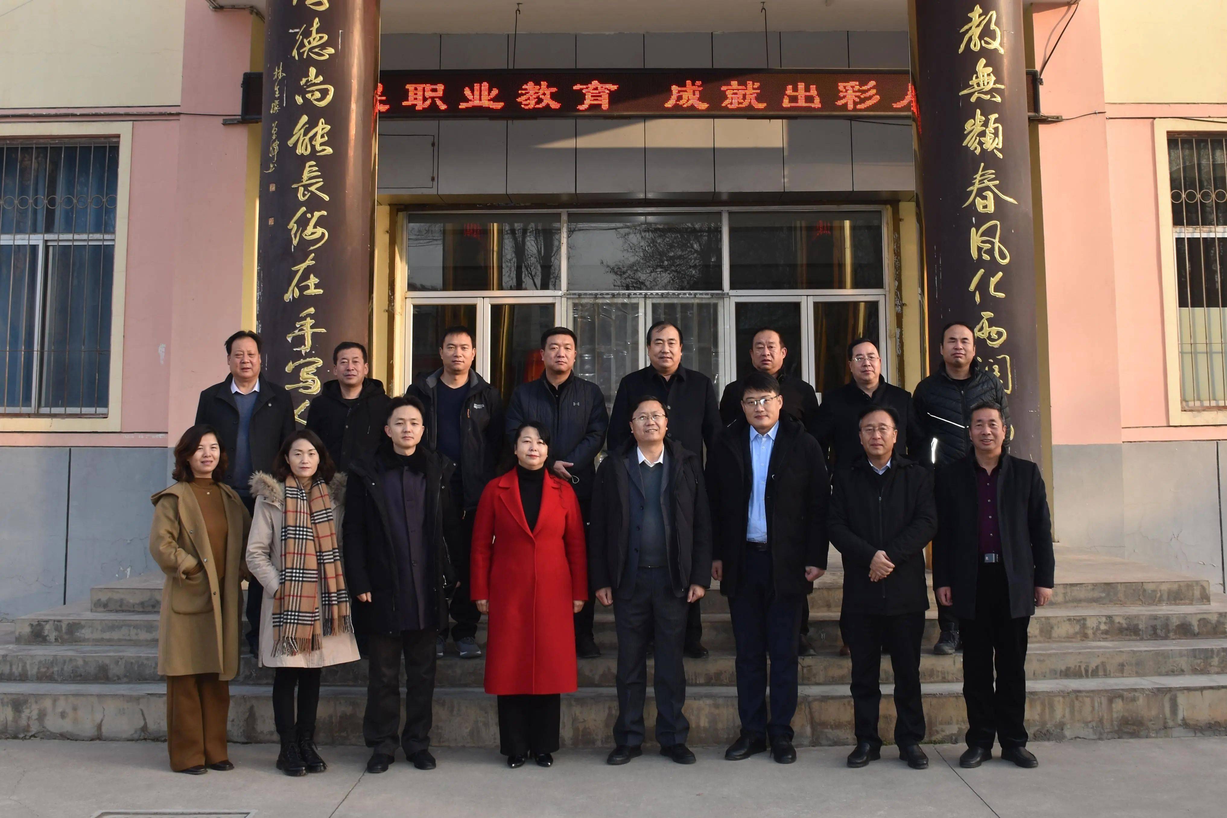 经理王保帅,海信集团青岛智动精工电子有限公司平度工厂总经理冯军政