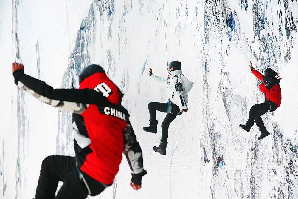 Van 当时尚遇上科技|原来还可以这样玩~