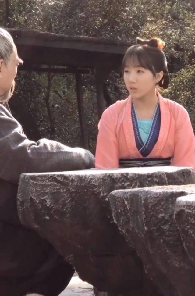 铁三角过桥了,王爷结婚了,泠月姐姐正骑马赶来_苏晓彤_安郡王_一身