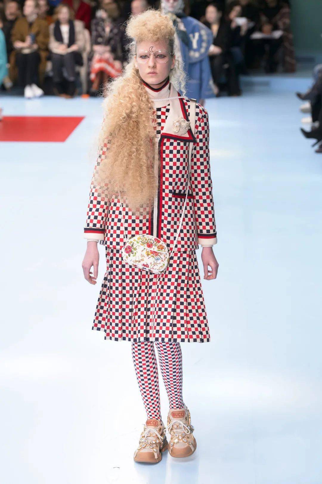米兰女装【秀场】回顾Gucci 2018秋冬米兰女装