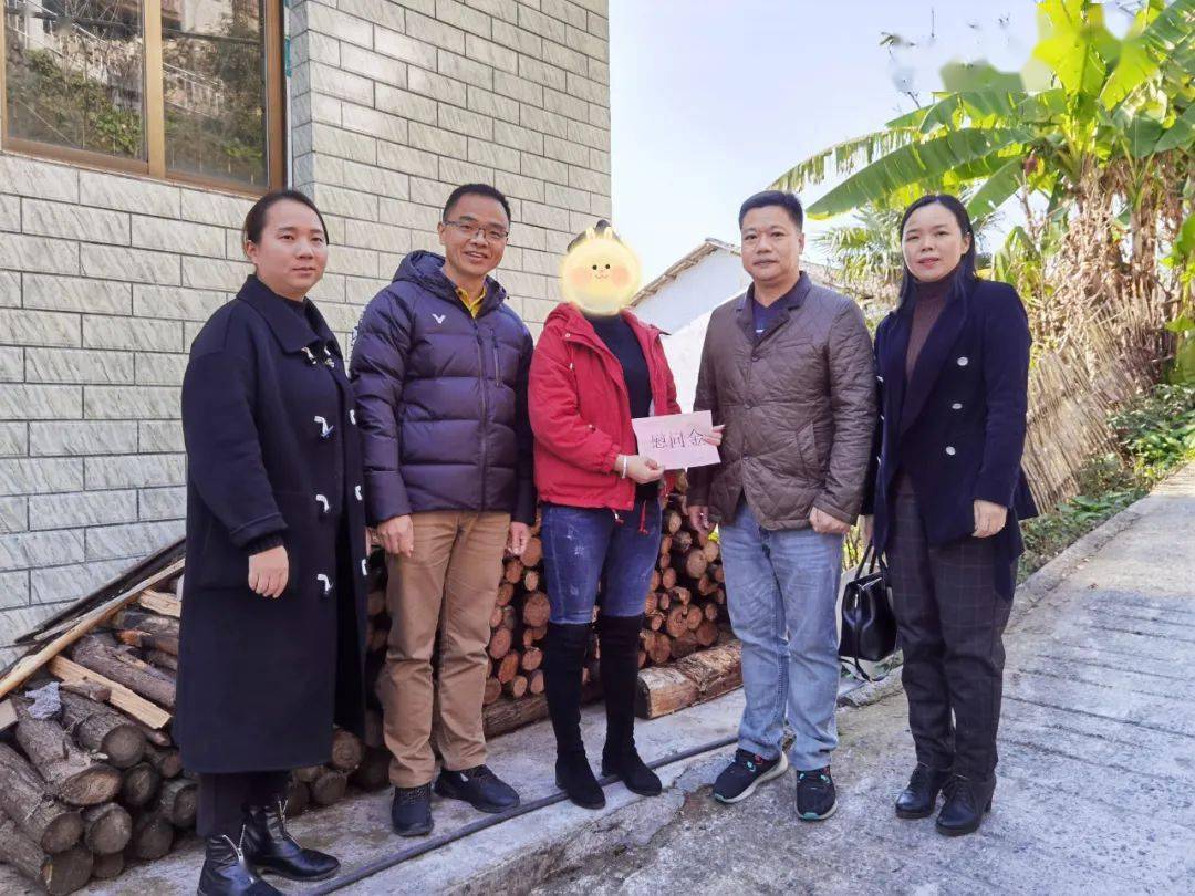 12月2日至4日,祖庙街道党工委副书记叶少芝带领3家爱心企业,9家社会