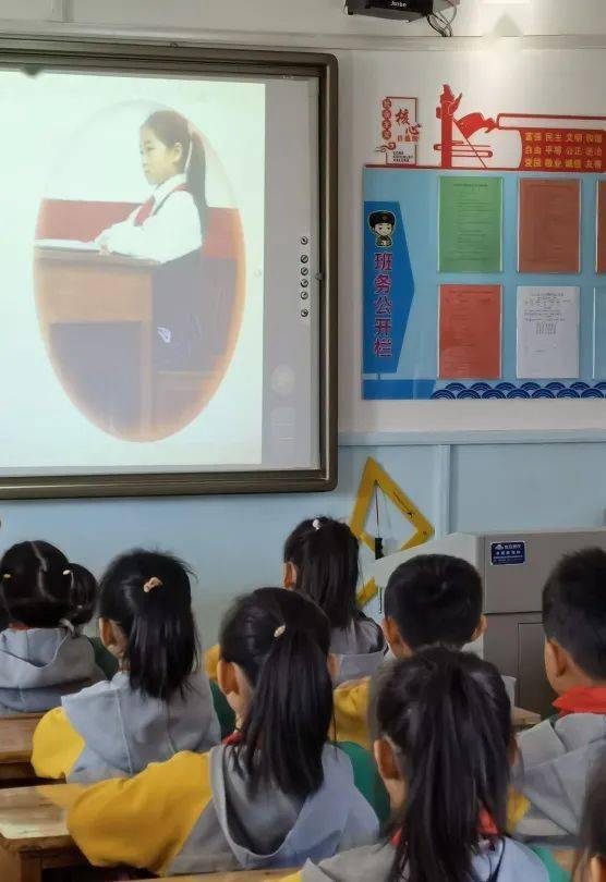 最美小学生 757ce1d88b154e8ba5c91011ba72b3ed.jpeg