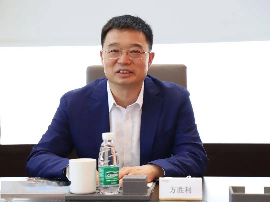 高质量发展方胜利一行赴华润置地总部拜访交流