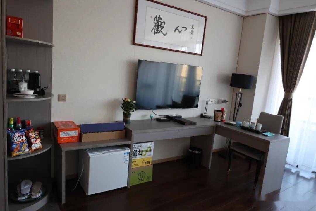孙颖莎|欢迎回家！国乒顺利抵达威海，王楠高规格款待，孙颖莎房间曝光