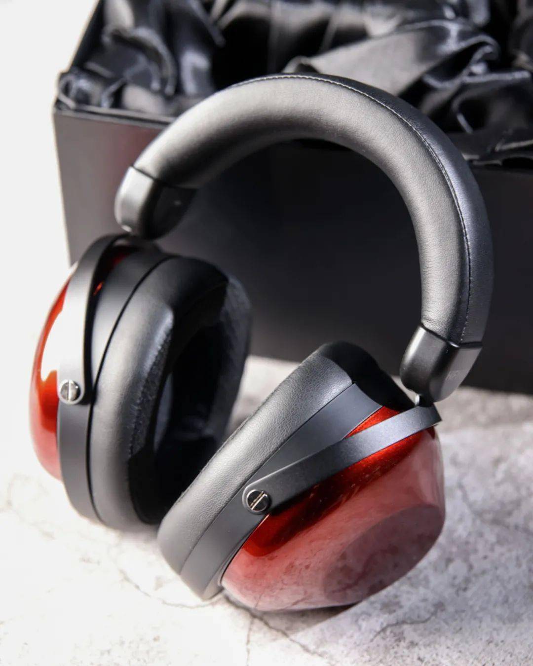 动圈党入坑神器hifiman封闭动圈耳机her9试听