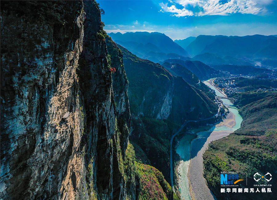 碧水|重庆：碧水青山绕古城 “九层楼”处好风光