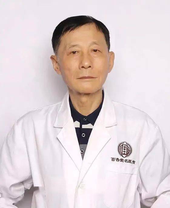 卞氏藩字门眼科中医术的采访到了中医专家,位于东区的百杏堂名医馆