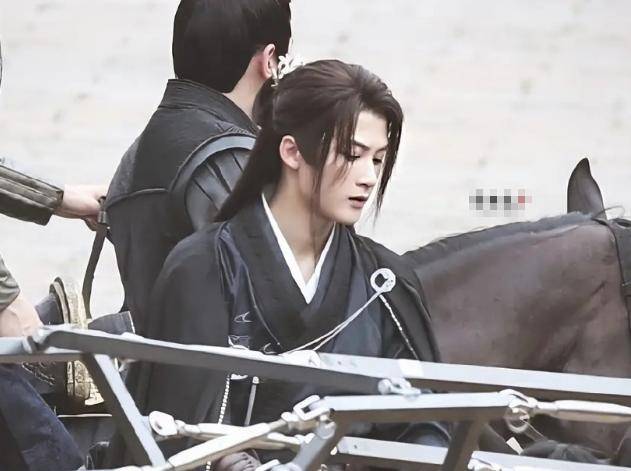 《杀破狼》高清路透照,檀健次帅气十足,陈哲远造型引热议_顾昀_观众