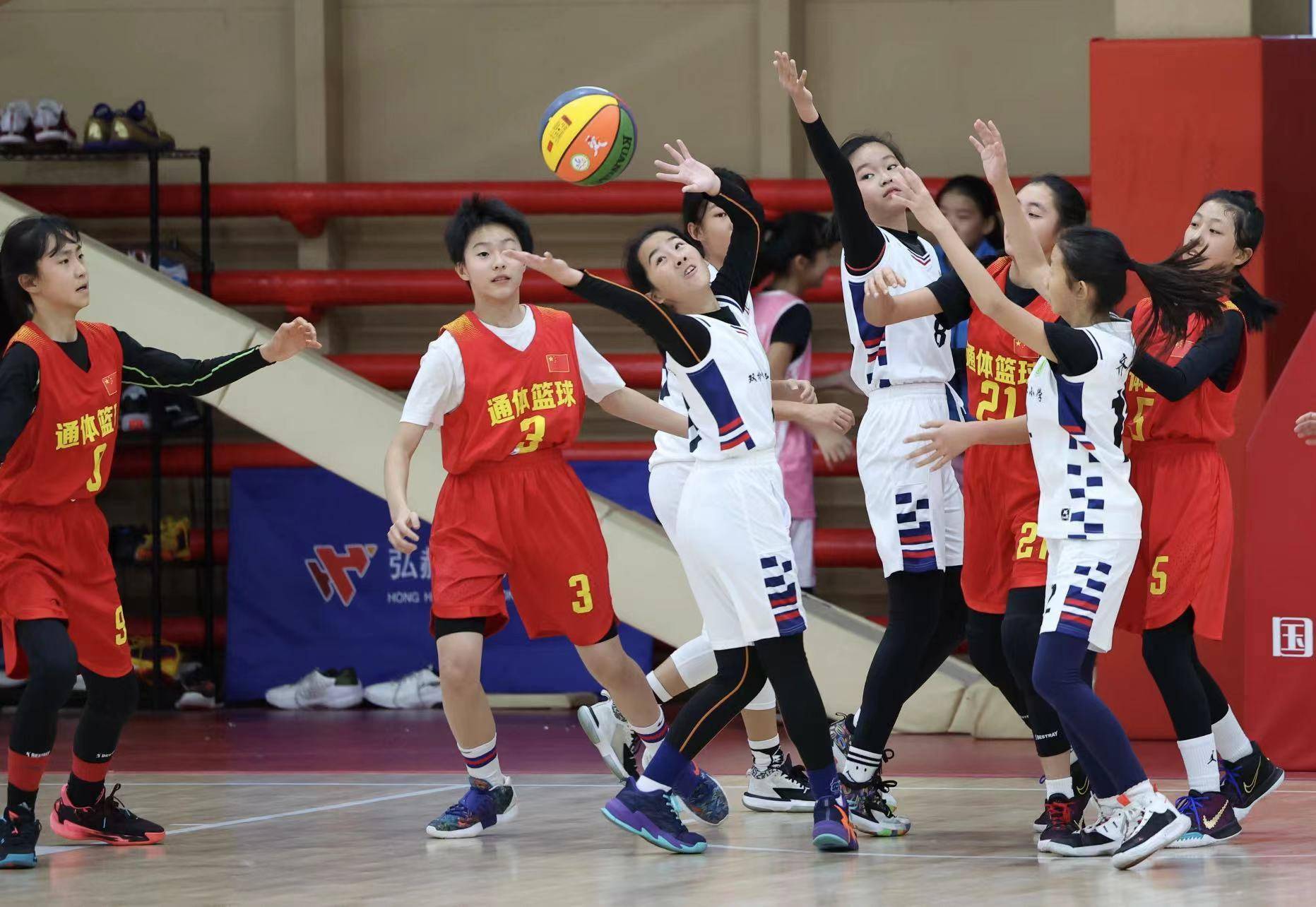 U10|防疫措施严格 比赛 精彩激烈 北京晚报 百队杯篮球赛今天开赛