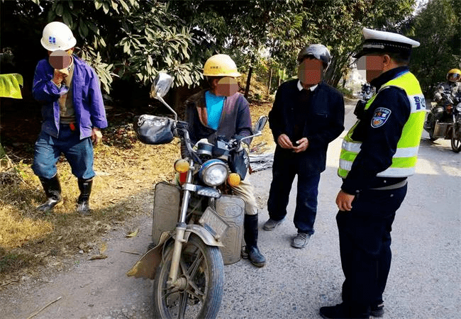 寧遠9人因無證駕駛被依法行政拘留!_摩托車_龍觀村_娥皇