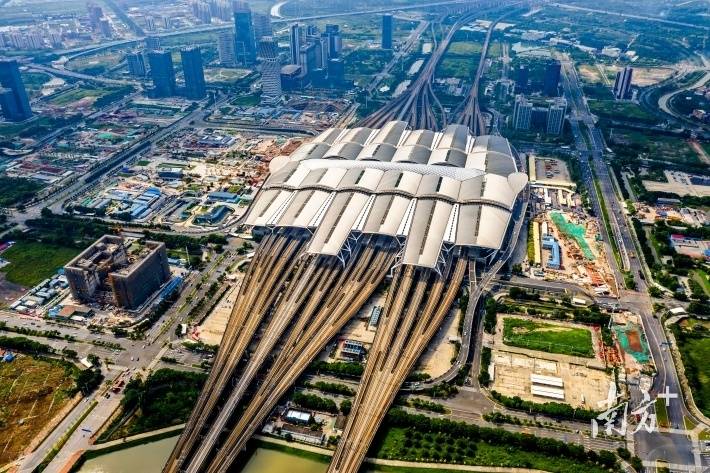 广铁集团倾力打造"轨道上的大湾区"_建设_路网_铁路