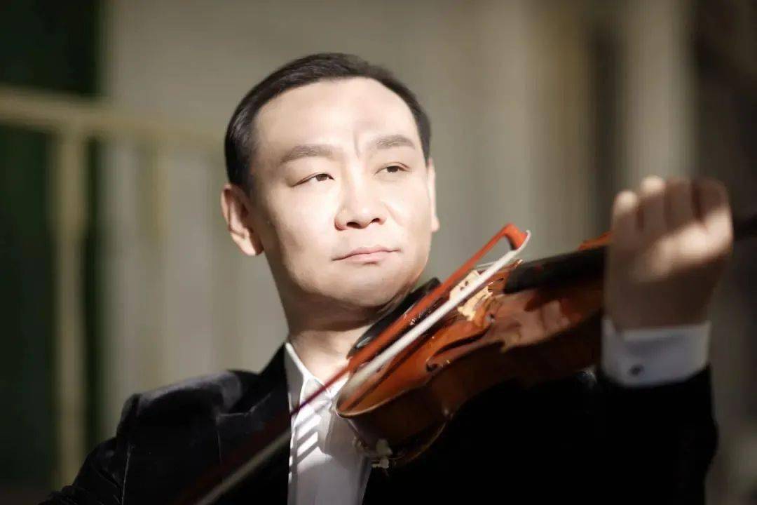 独家专访永葆热爱与活力探索音乐的纯粹与奇妙思乡曲金辉小提琴独奏