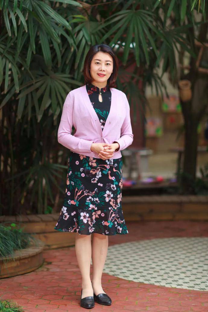 校长思想力庆龄幼儿园园长邓雪梅成为自己让每一个生命绽放精彩