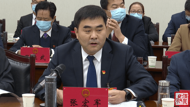 市人大代表张宏军说:"我们未来产品的竞争取决于两个方面,一个就是