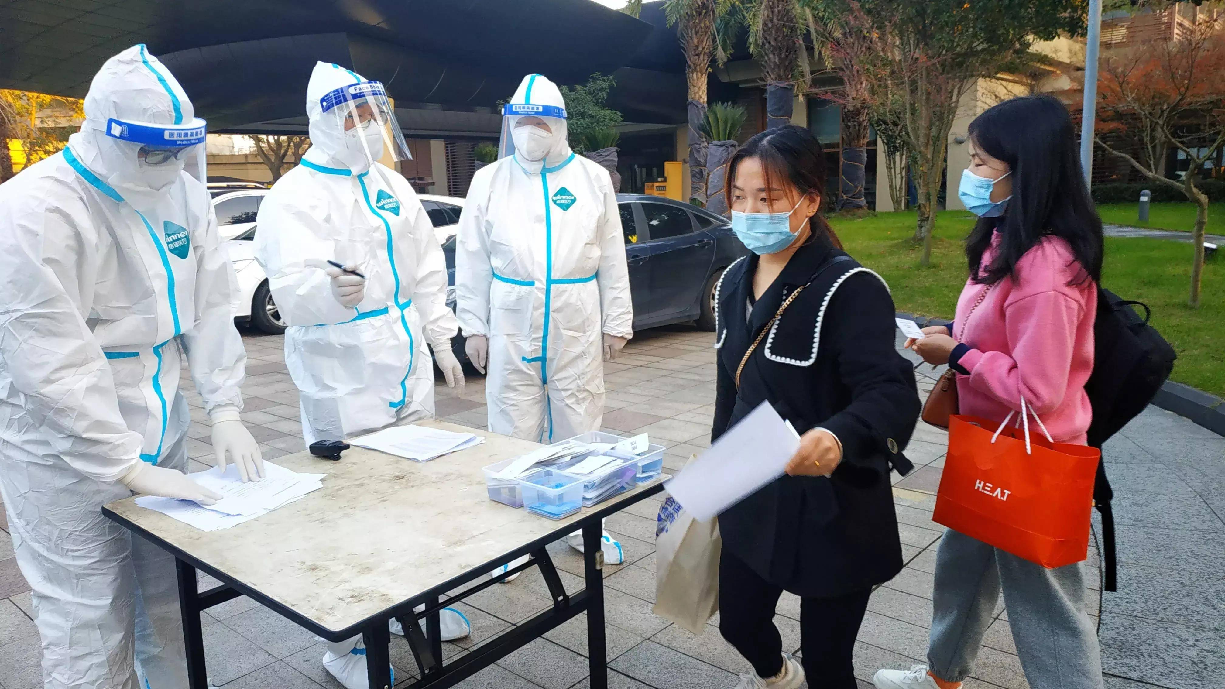 镇海414名次密接者解除集中隔离