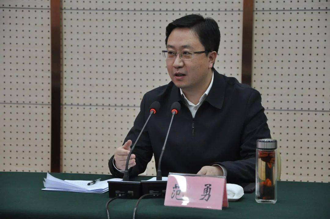 座谈会上,针对部分女企业家代表提出的意见和建议,范勇指出,女企业家