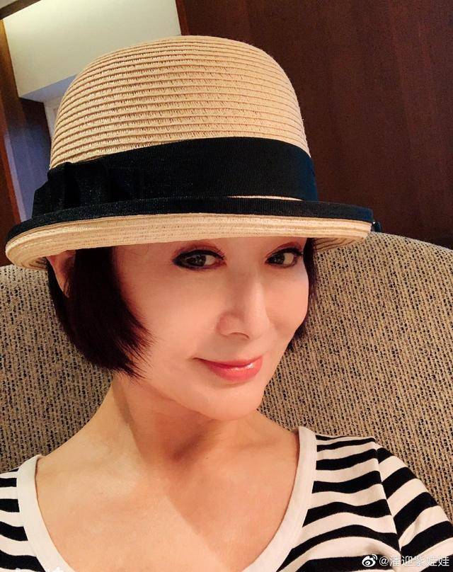 可你要问谁能毫无压力地摘得"不老女神"的桂冠,她姐觉得潘迎紫如果排