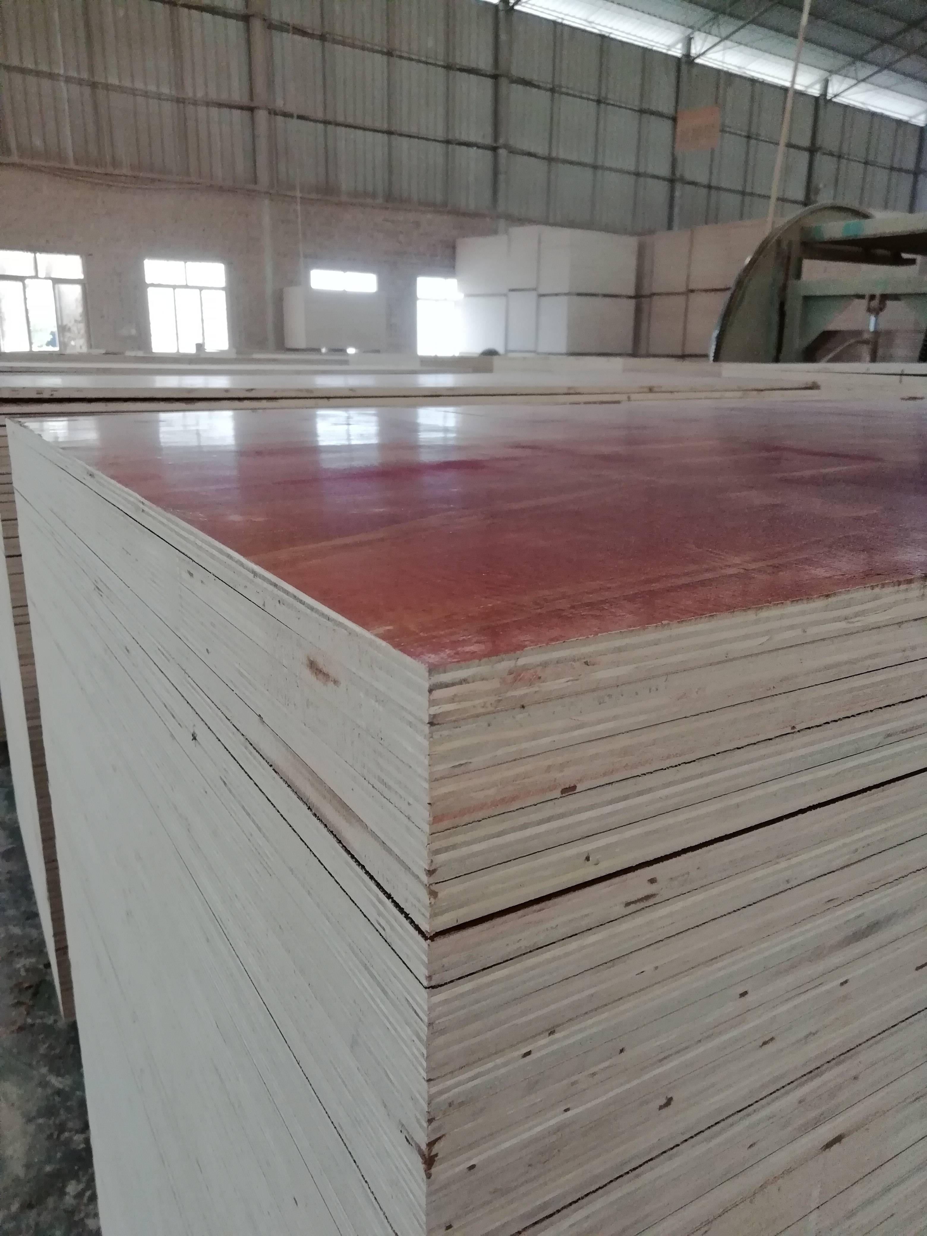 建筑模板有几种材质