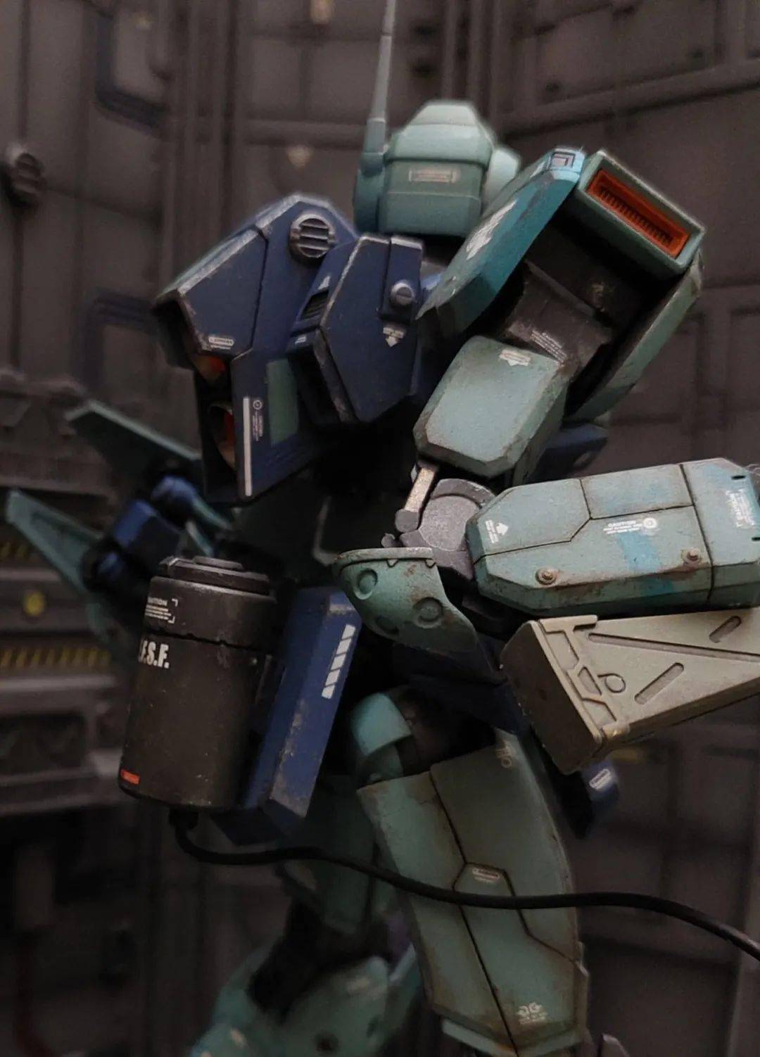 的高达类型模型这种色彩厚重的真实系机体mg gm sniper ll rgm-79sp