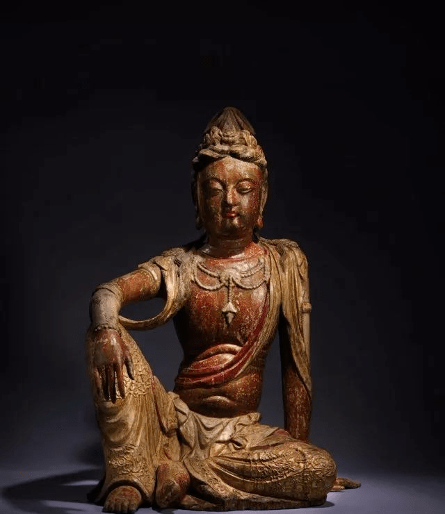 拍得3010万港币的木雕水月观音像究竟有什么特别之处
