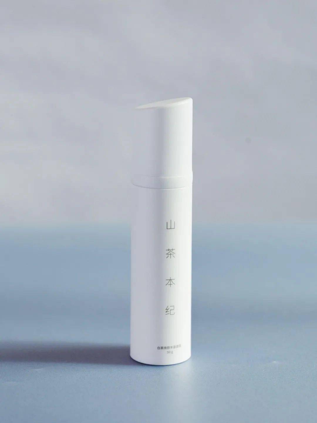 产品扒了1000多个护肤品，才知道最好用的只有这20款！