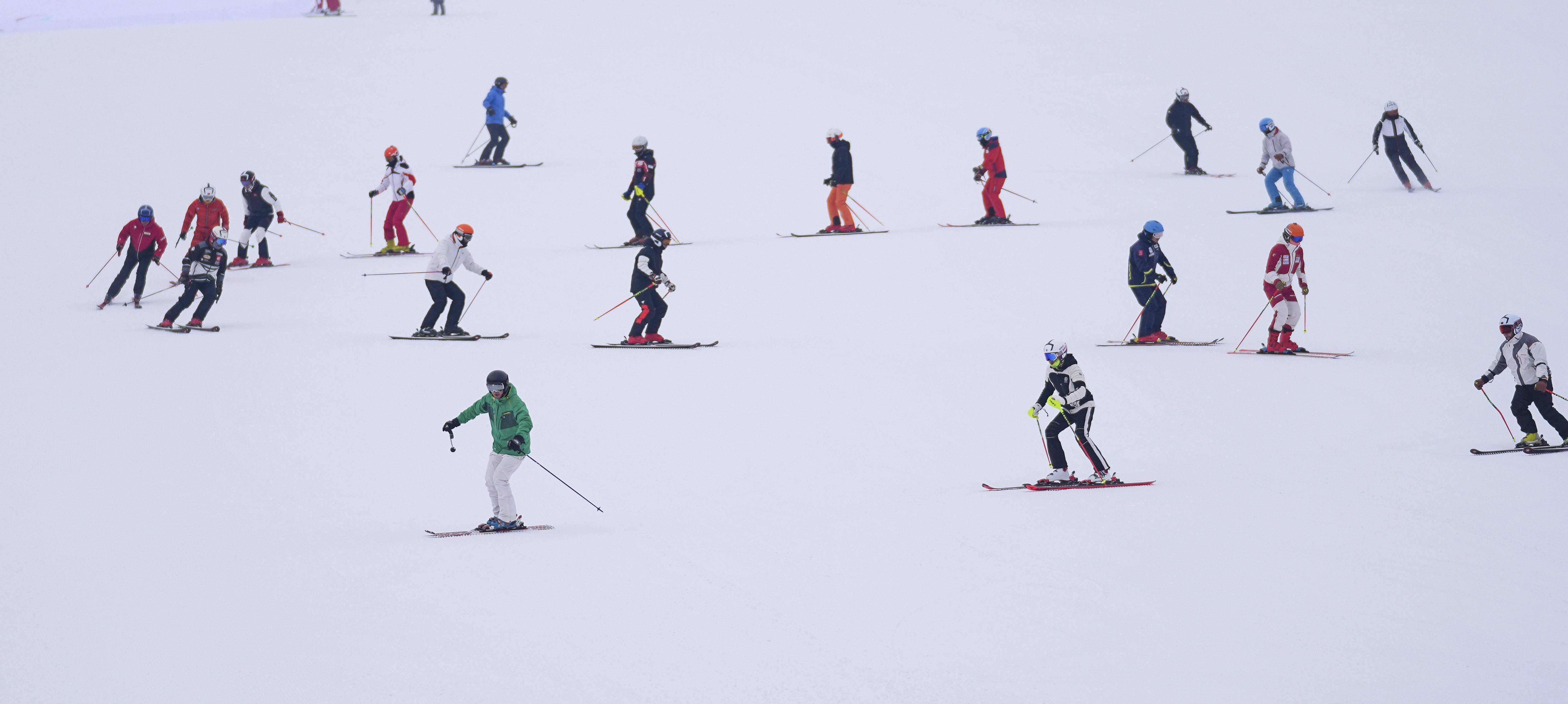 新中國第一座高山滑雪場重裝綻放