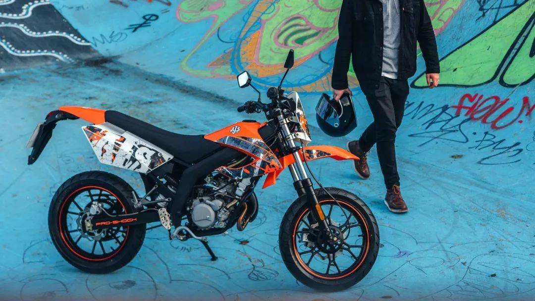 海外的国产车:以中国配套获重生的英国 ajs_诺顿维利尔斯_摩托车_下图