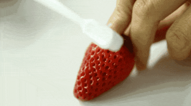 牙缝里|「牙齿橡皮擦」?一刷香口、黄渍消，二刷牙齿白如雪！