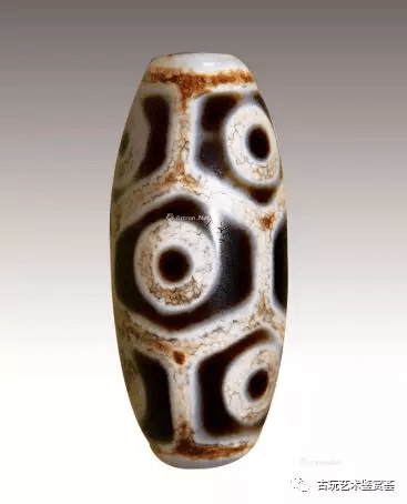 李连杰买的九眼天珠真的价值2000万吗?_新闻_文物_的传说