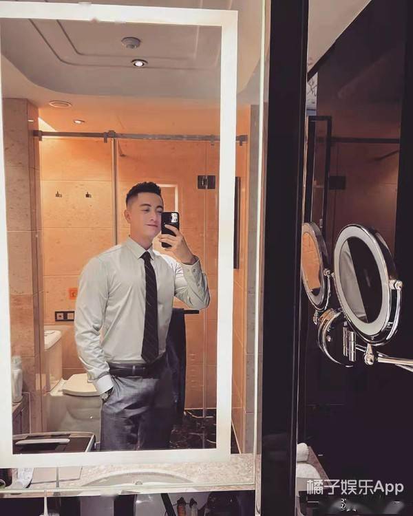 他竟然这么搞笑?_贾景晖_话剧界_合作